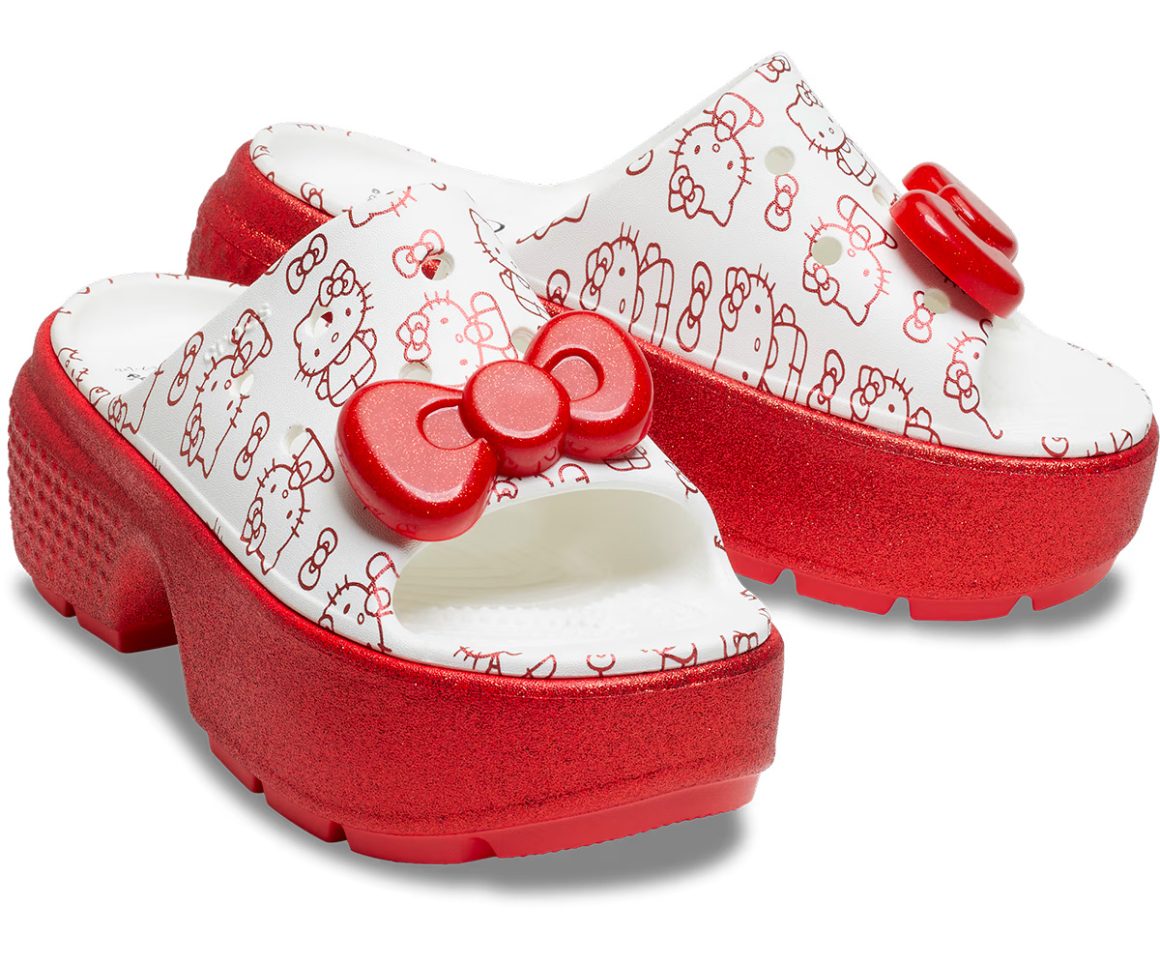 Crocs 推出可爱的 Hello Kitty 系列